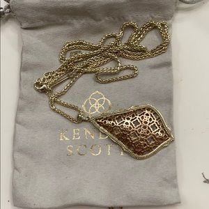 Kendra Scott necklace